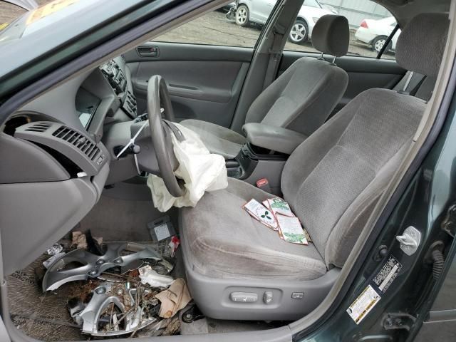 2004 Toyota Camry LE