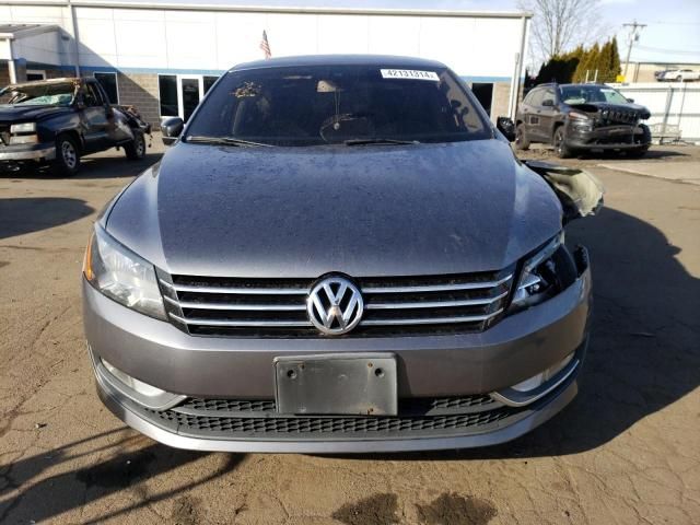 2015 Volkswagen Passat SE