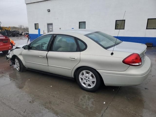 2007 Ford Taurus SE