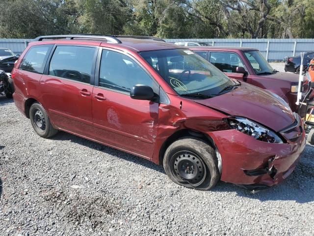 2010 Toyota Sienna CE