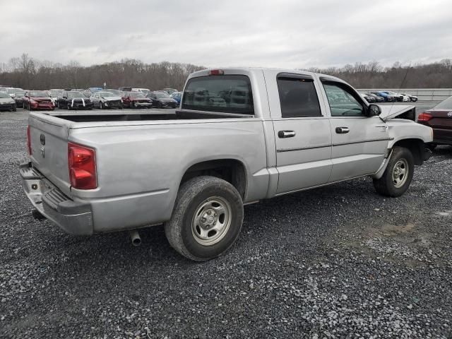 2005 Dodge Dakota Quattro