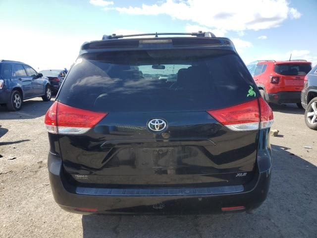 2011 Toyota Sienna XLE