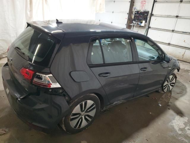 2016 Volkswagen E-GOLF SE