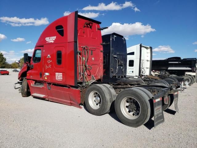 2015 Freightliner Cascadia 125