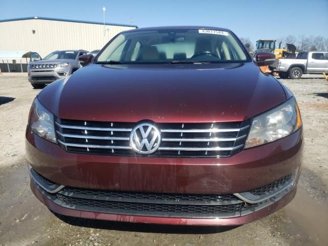 2013 Volkswagen Passat SEL