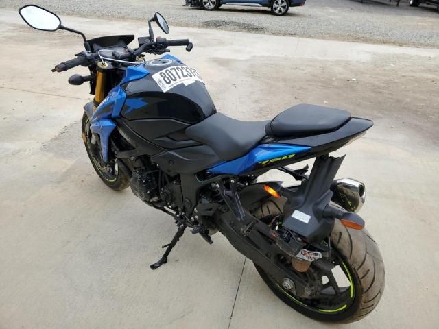 2022 Suzuki GSX-S750 M