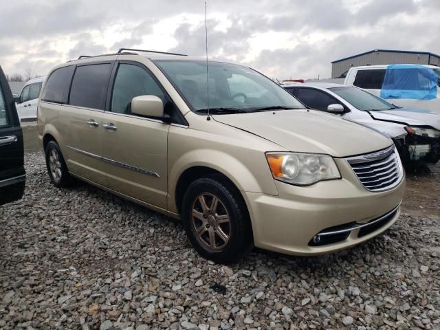 2011 Chrysler Town & Country Touring