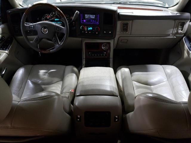 2005 Cadillac Escalade Luxury