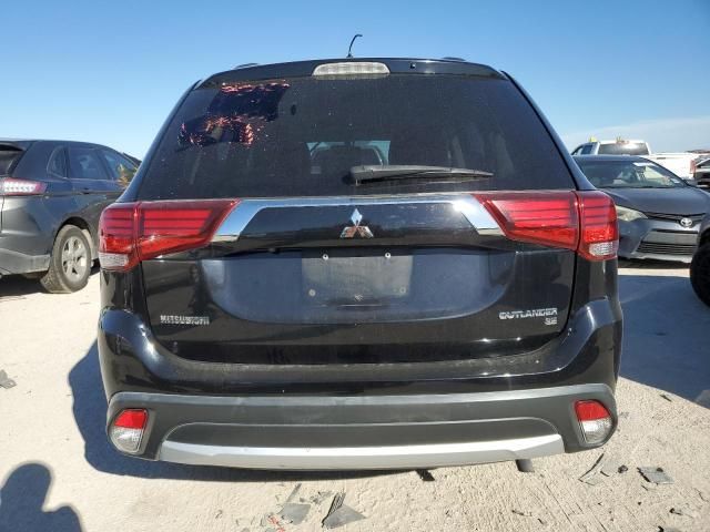 2016 Mitsubishi Outlander SE