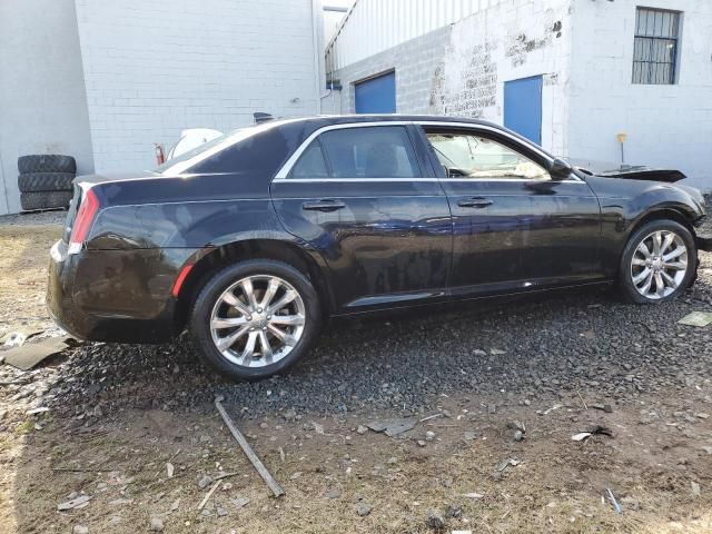 2017 Chrysler 300 Limited