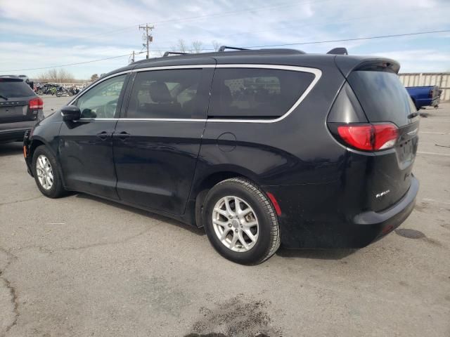 2020 Chrysler Voyager LXI