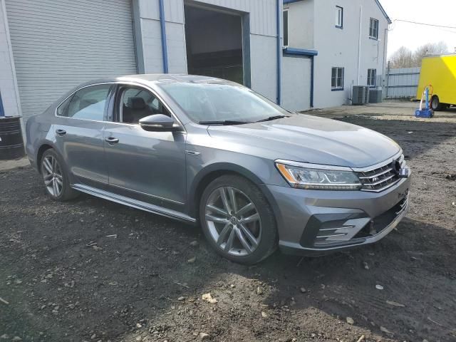 2017 Volkswagen Passat R-Line