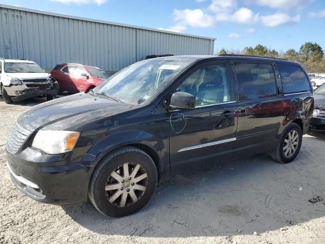 2014 Chrysler Town & Country Touring