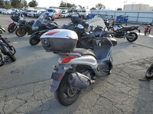 2015 Vespa 2015 Piaggio BV 350