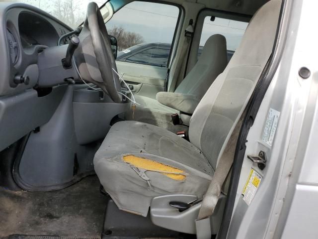 2007 Ford Econoline E350 Super Duty Wagon