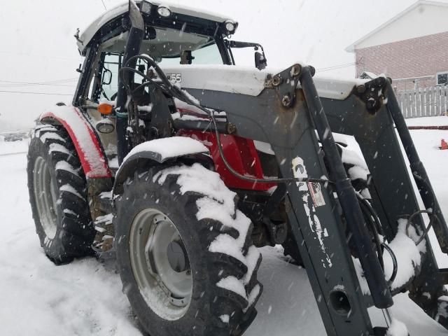 2015 Maserati Tractor