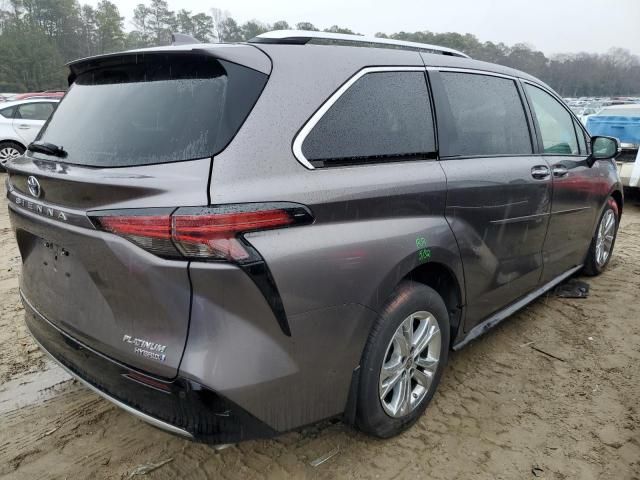 2022 Toyota Sienna Limited