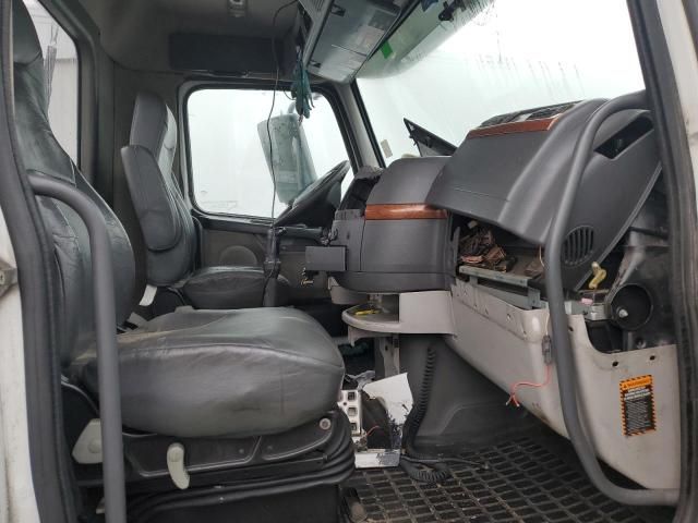 2011 Volvo VN VNL