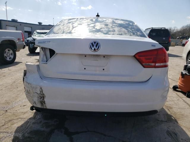 2013 Volkswagen Passat SE