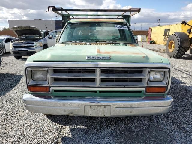 1989 Dodge D-SERIES D200