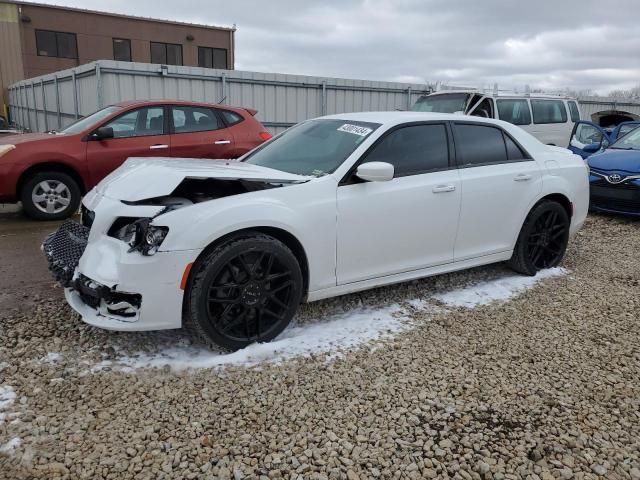 2018 Chrysler 300 S