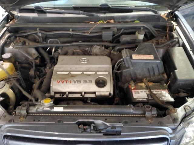 2004 Toyota Highlander Base