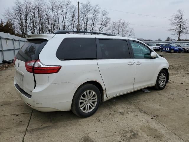 2015 Toyota Sienna XLE