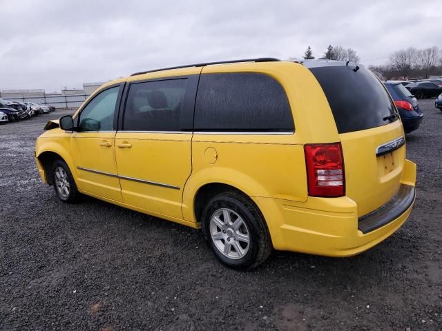 2010 Chrysler Town & Country Touring