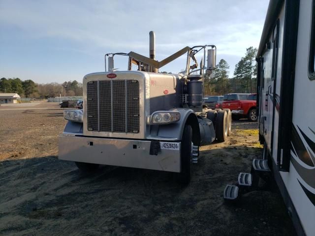 2011 Peterbilt 388