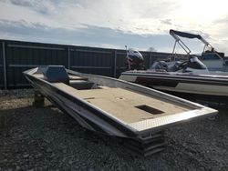 Salvage boats for sale at Sikeston, MO auction: 2016 Sjay 210