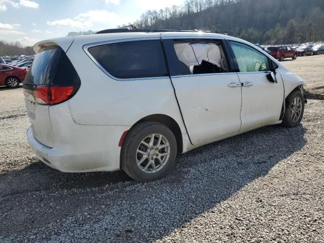 2020 Chrysler Voyager LXI