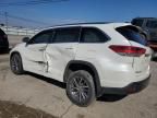 2017 Toyota Highlander SE