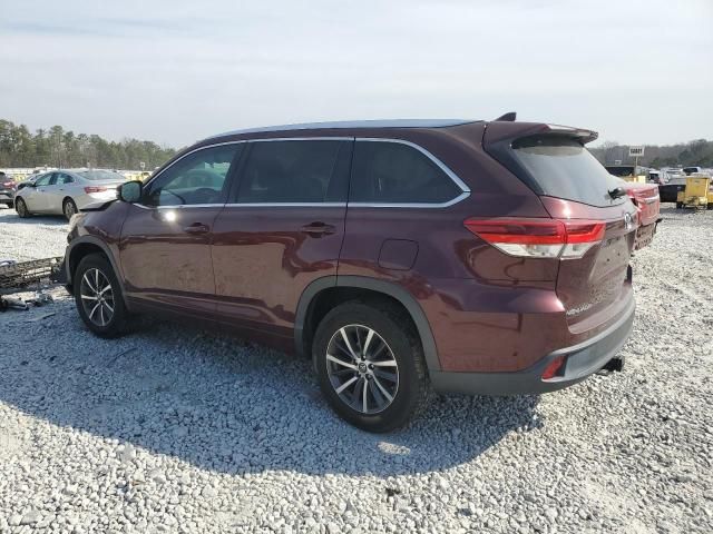 2017 Toyota Highlander SE