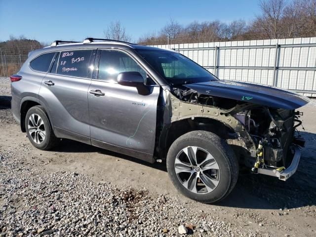 2020 Toyota Highlander Hybrid XLE