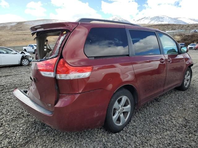 2011 Toyota Sienna LE