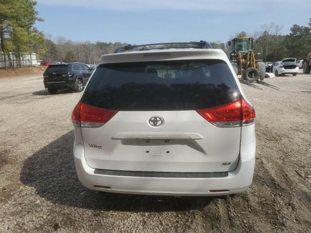 2012 Toyota Sienna XLE