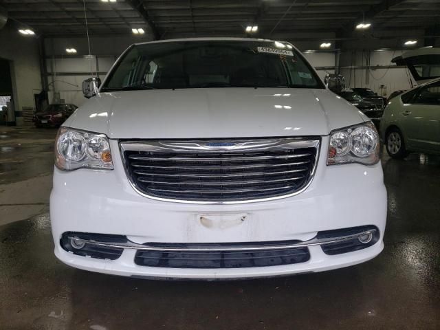 2016 Chrysler Town & Country Limited