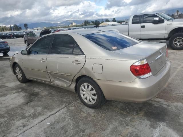 2005 Toyota Camry LE