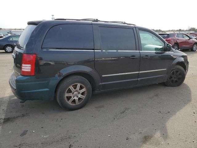 2010 Chrysler Town & Country Touring Plus