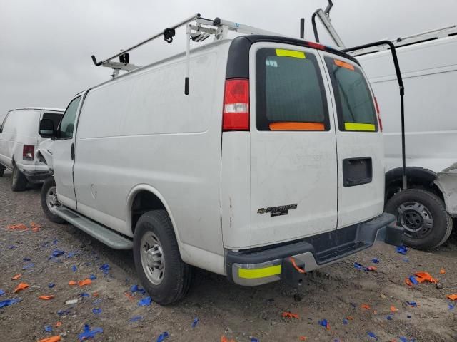 2020 Chevrolet Express G2500