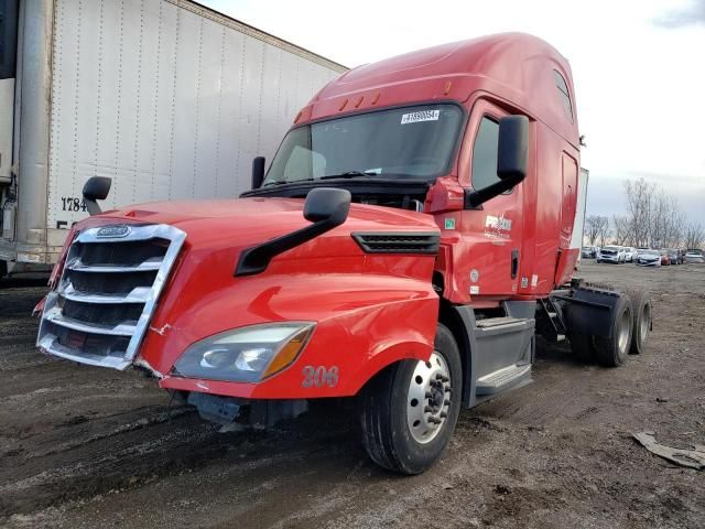 2019 Freightliner Cascadia 126