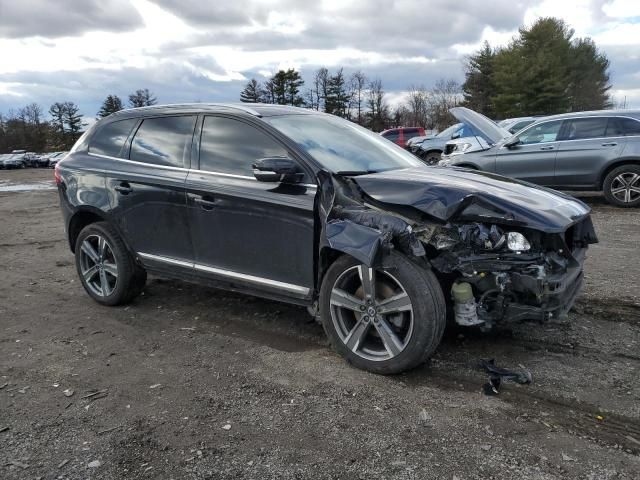 2017 Volvo XC60 T6 Dynamic