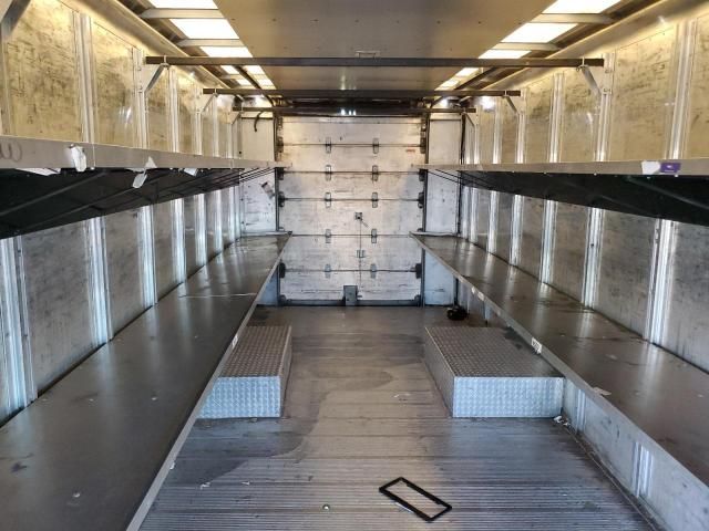 2010 Freightliner Chassis M Line WALK-IN Van