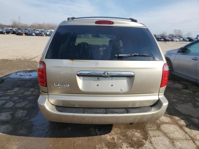 2003 Chrysler Town & Country LXI