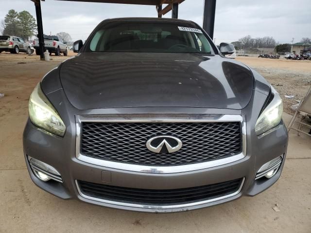 2015 Infiniti Q70 3.7