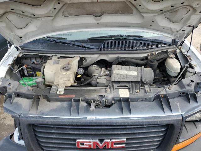 2006 GMC Savana Cutaway G3500