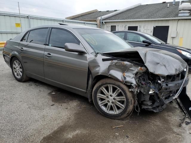 2005 Toyota Avalon XL