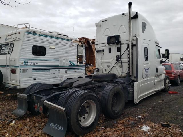 2016 Freightliner Cascadia 125