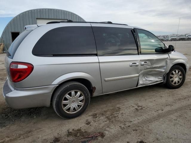 2007 Chrysler Town & Country Touring