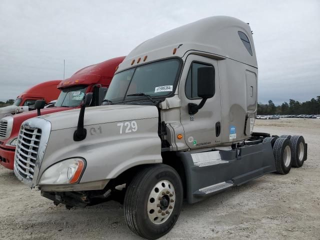 2016 Freightliner Cascadia 125